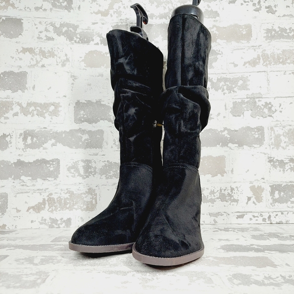 NEW Kenneth Cole Reaction Sonia Black Suede Leather Block Heeled Boots V558 - Picture 2 of 12